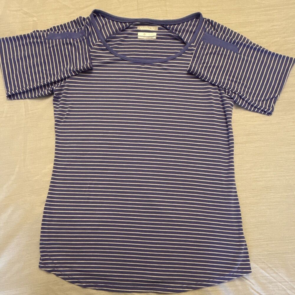 Columbia PFG Omni-Wick Women’s Large Blue/White Striped Raglan T-Shirt